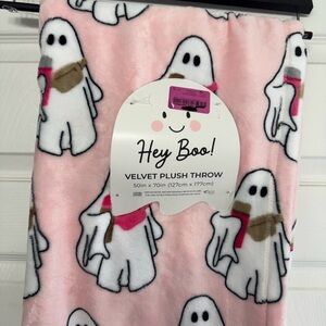 Pink Ghost Velvet Plush Throw